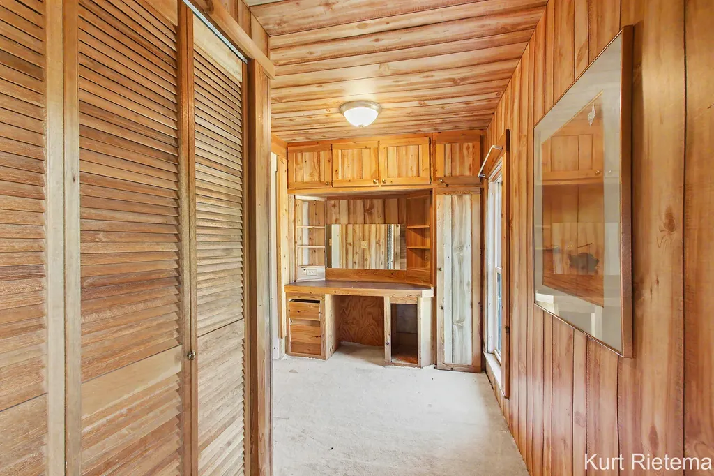 220 Hamilton Avenue Bangor City MI 49013