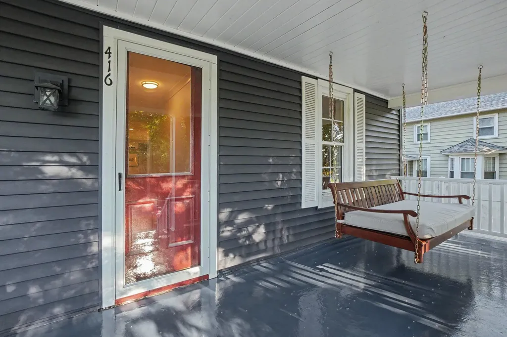416 Center Street South Haven City MI 49090