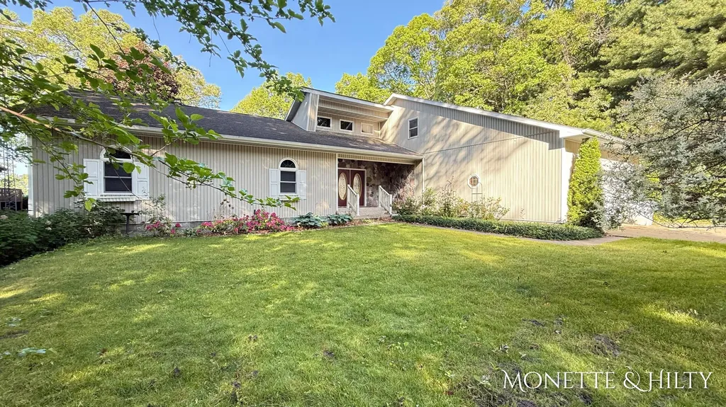 2550 Cove Road Dalton Township MI 49457