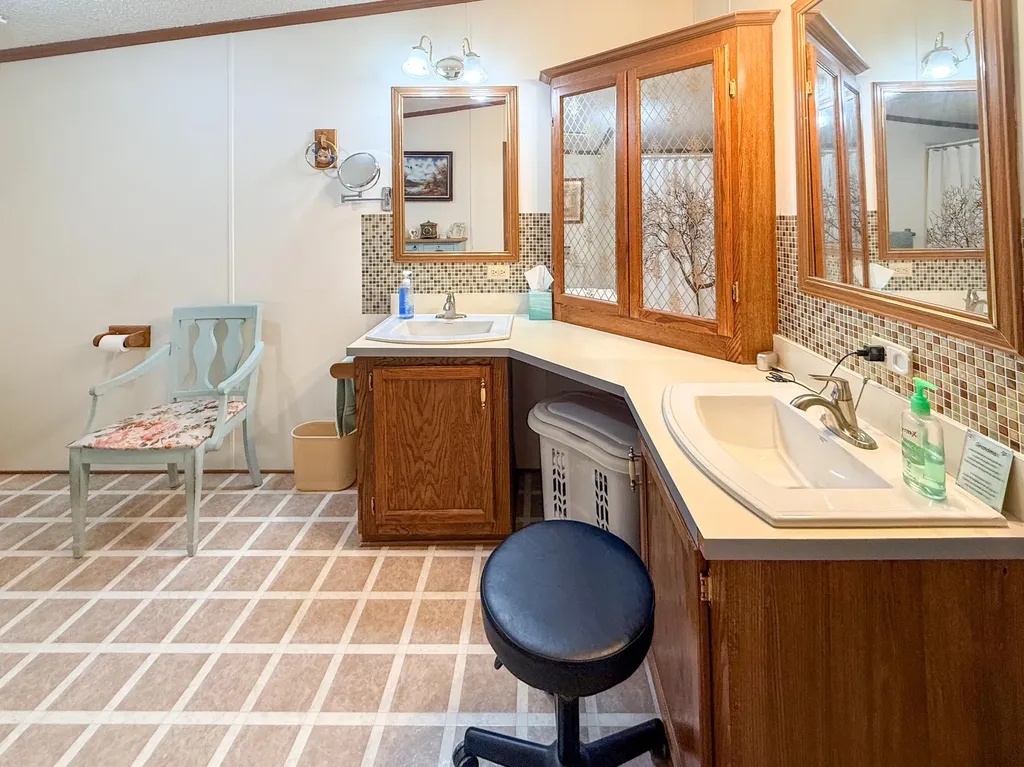 121 Elm Court Muskegon Charter Township MI 49445