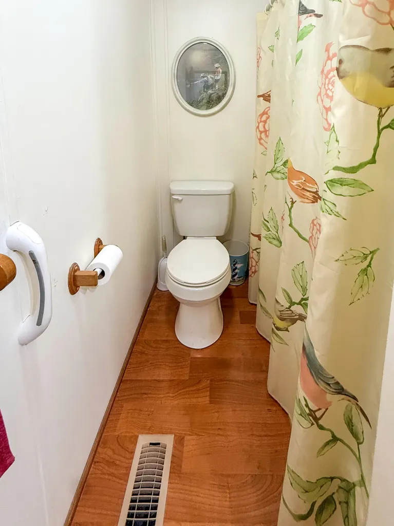 121 Elm Court Muskegon Charter Township MI 49445