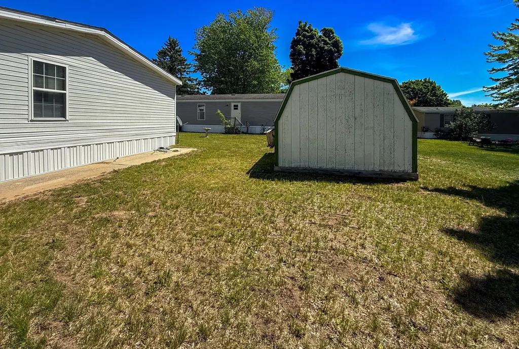 121 Elm Court Muskegon Charter Township MI 49445