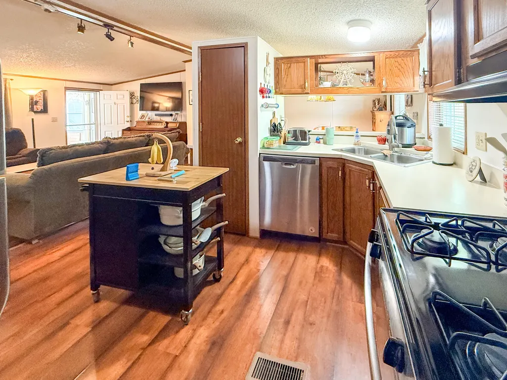 121 Elm Court Muskegon Charter Township MI 49445