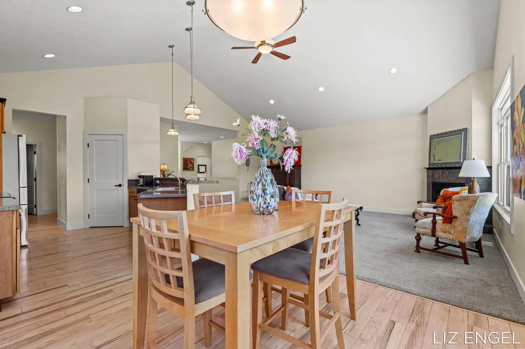 6689 Yamoto Way Saugatuck Township MI 49408