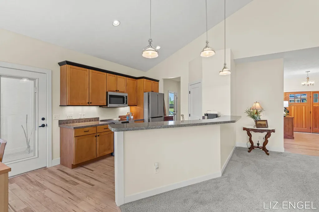 6689 Yamoto Way Saugatuck Township MI 49408