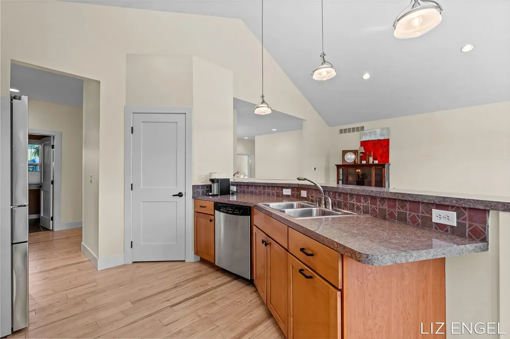 6689 Yamoto Way Saugatuck Township MI 49408