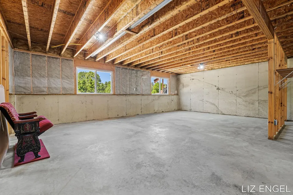 6689 Yamoto Way Saugatuck Township MI 49408