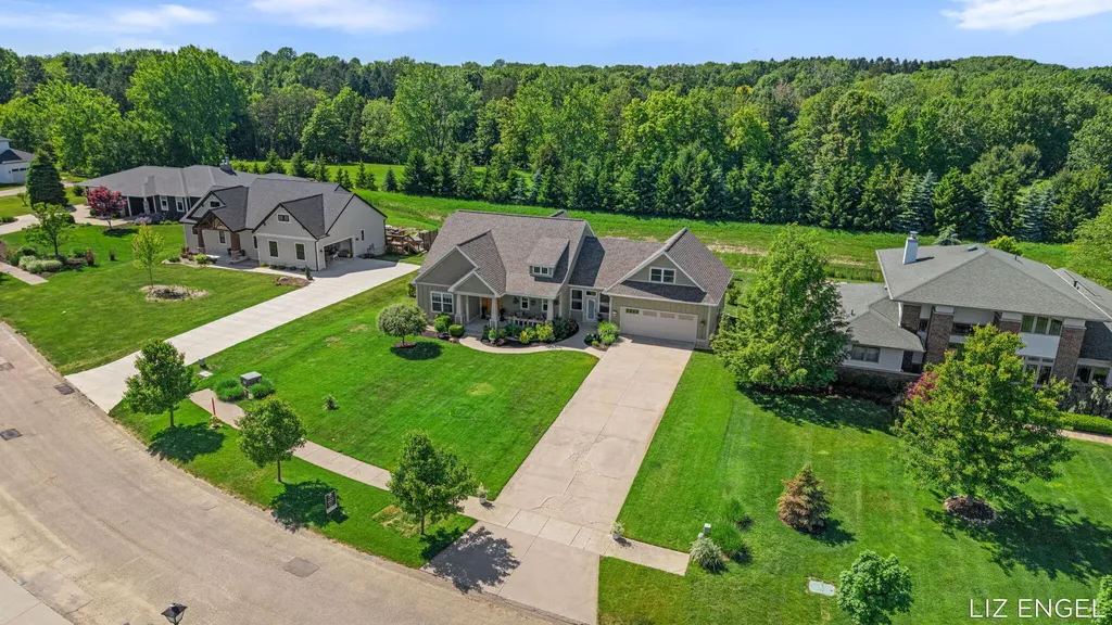 6689 Yamoto Way Saugatuck Township MI 49408