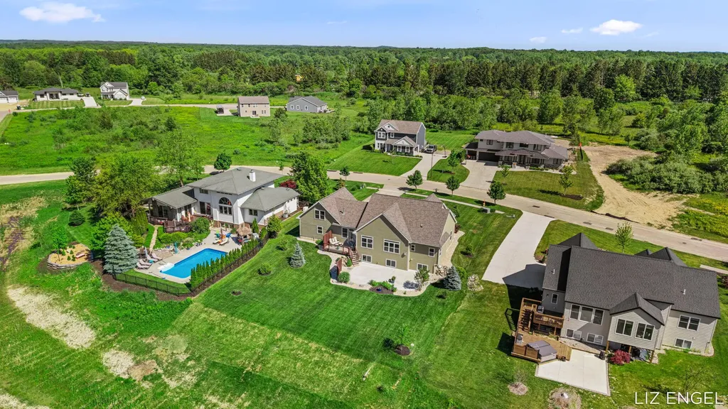 6689 Yamoto Way Saugatuck Township MI 49408
