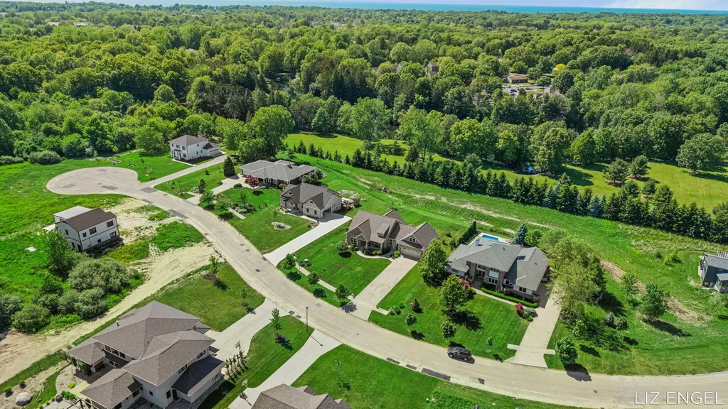 6689 Yamoto Way Saugatuck Township MI 49408