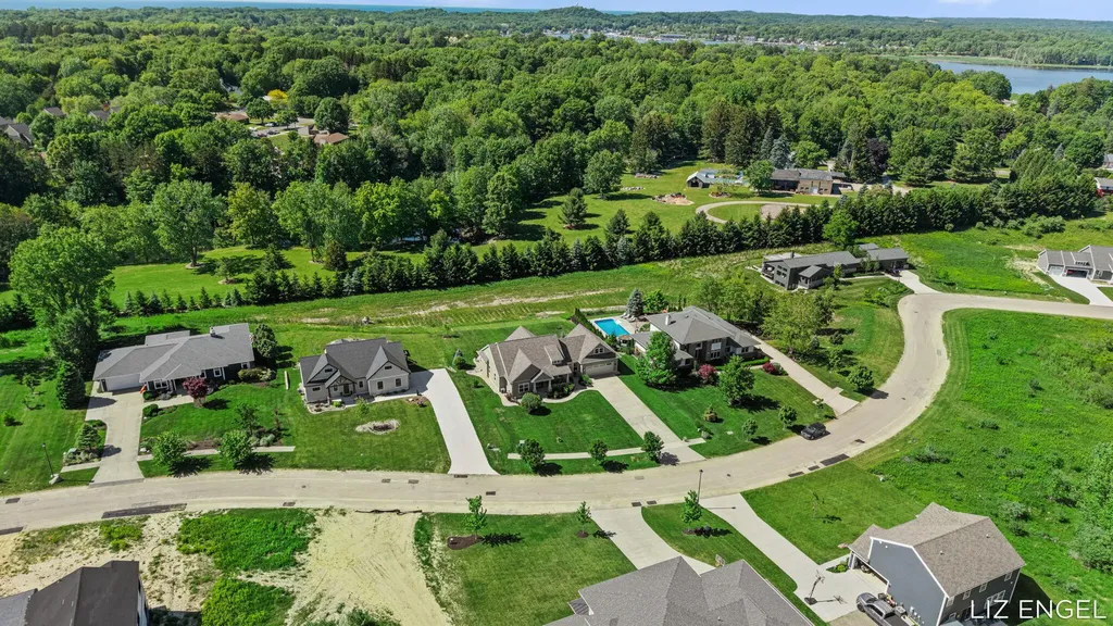 6689 Yamoto Way Saugatuck Township MI 49408