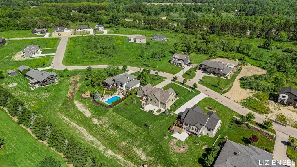 6689 Yamoto Way Saugatuck Township MI 49408