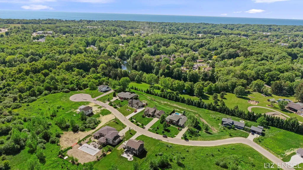 6689 Yamoto Way Saugatuck Township MI 49408