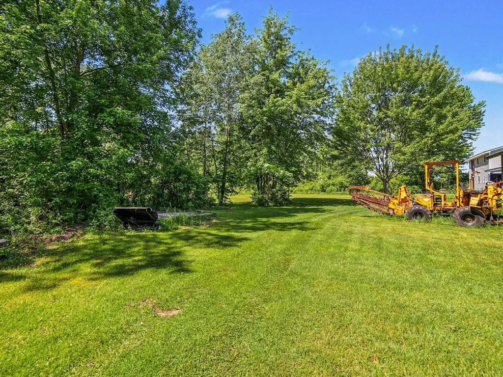 3131 Riley Thompson Road Dalton Township MI 49457