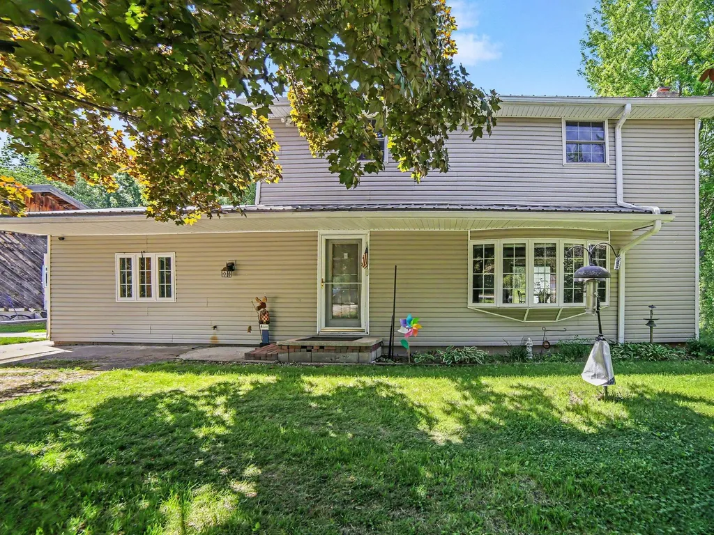 3131 Riley Thompson Road Dalton Township MI 49457