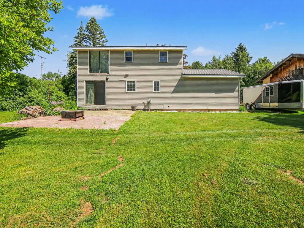 3131 Riley Thompson Road Dalton Township MI 49457
