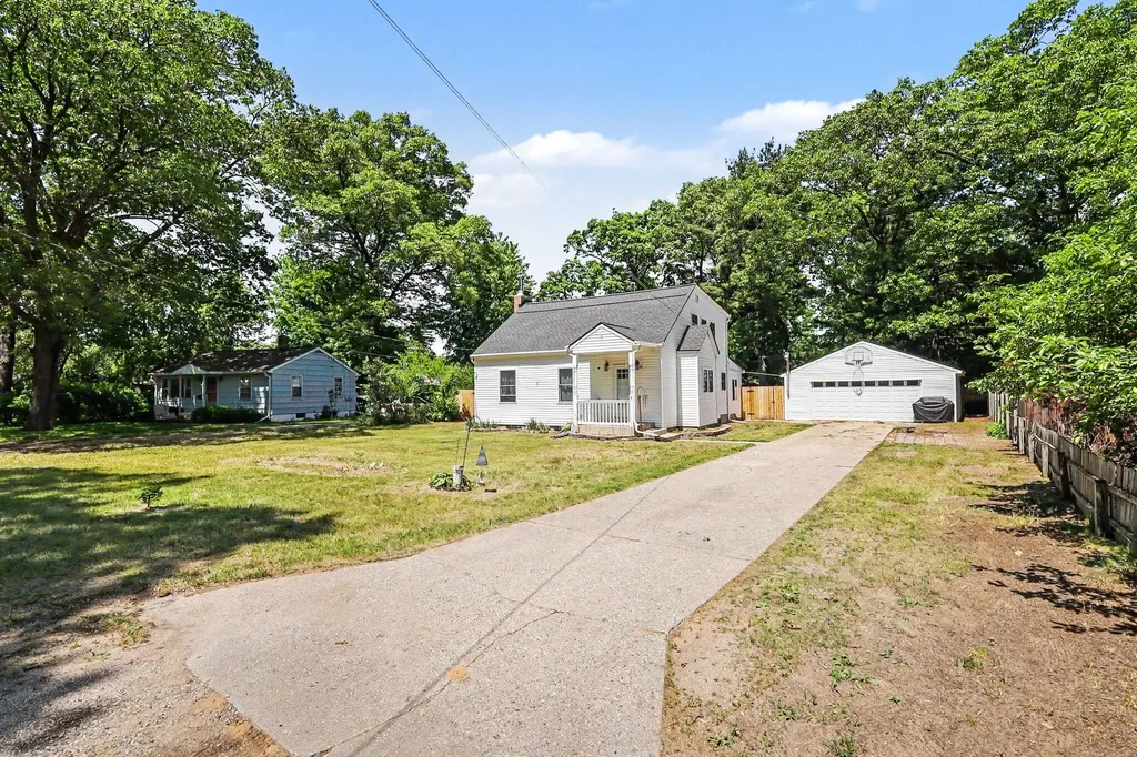 5324 Bryn Mawr Place Egelston Township MI 49442