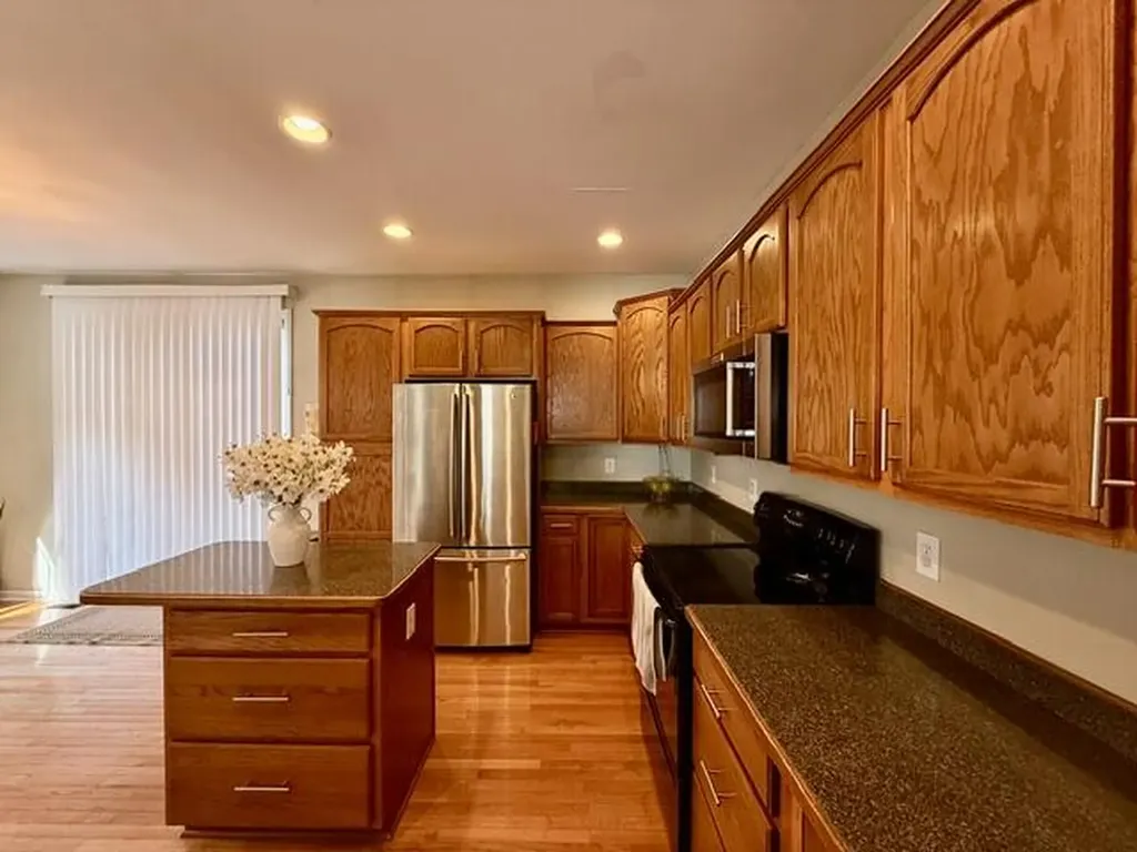 3725 Shearwater Lane East Lansing City MI 48823
