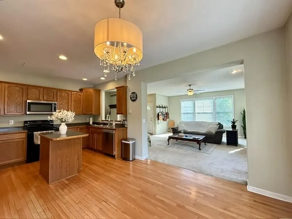 3725 Shearwater Lane East Lansing City MI 48823
