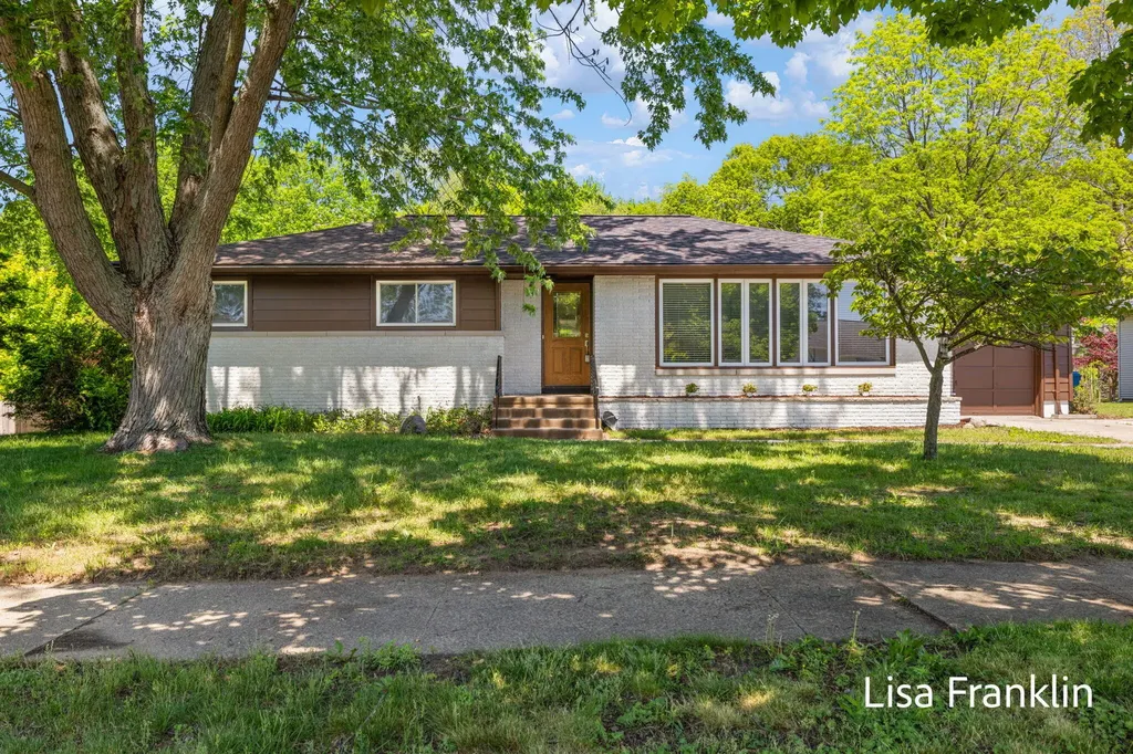 1007 Orchard Avenue Grand Haven City MI 49417