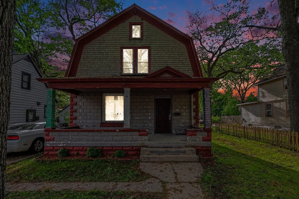 2332 Sanford Street Muskegon Heights City MI 49444