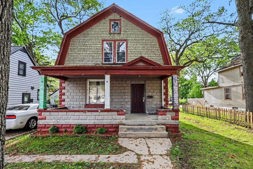 2332 Sanford Street Muskegon Heights City MI 49444
