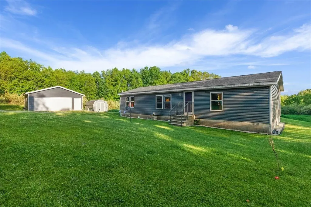9423 E Baker Road Hesperia Village MI 49421