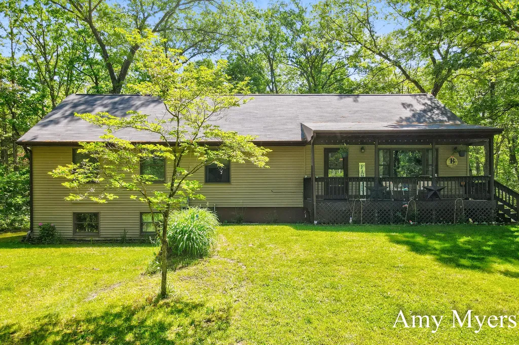 11610 Fogg Lake Road Blue Lake Township MI 49437