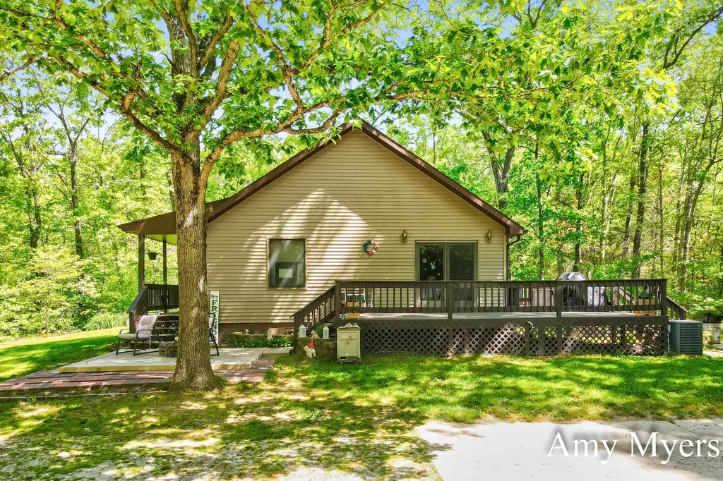11610 Fogg Lake Road Blue Lake Township MI 49437