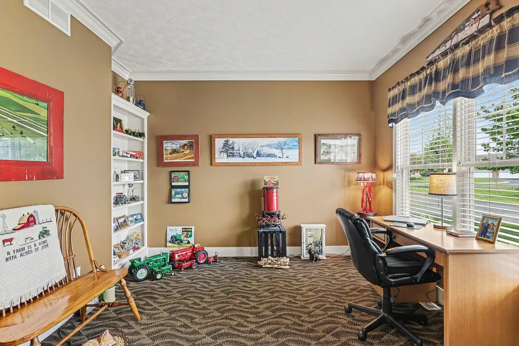 6011 Elmwood Lake Drive Hudsonville City MI 49426