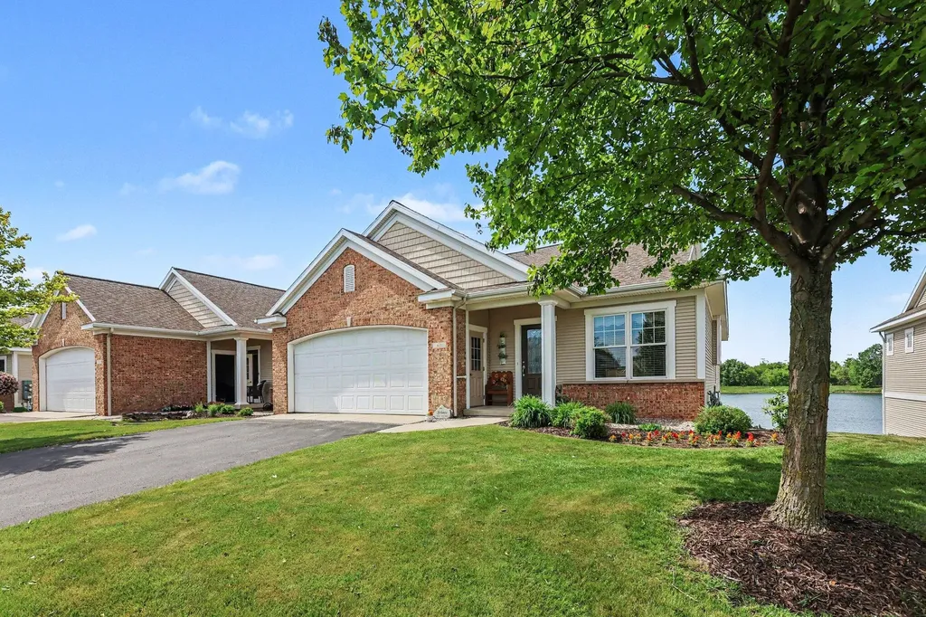 6011 Elmwood Lake Drive Hudsonville City MI 49426