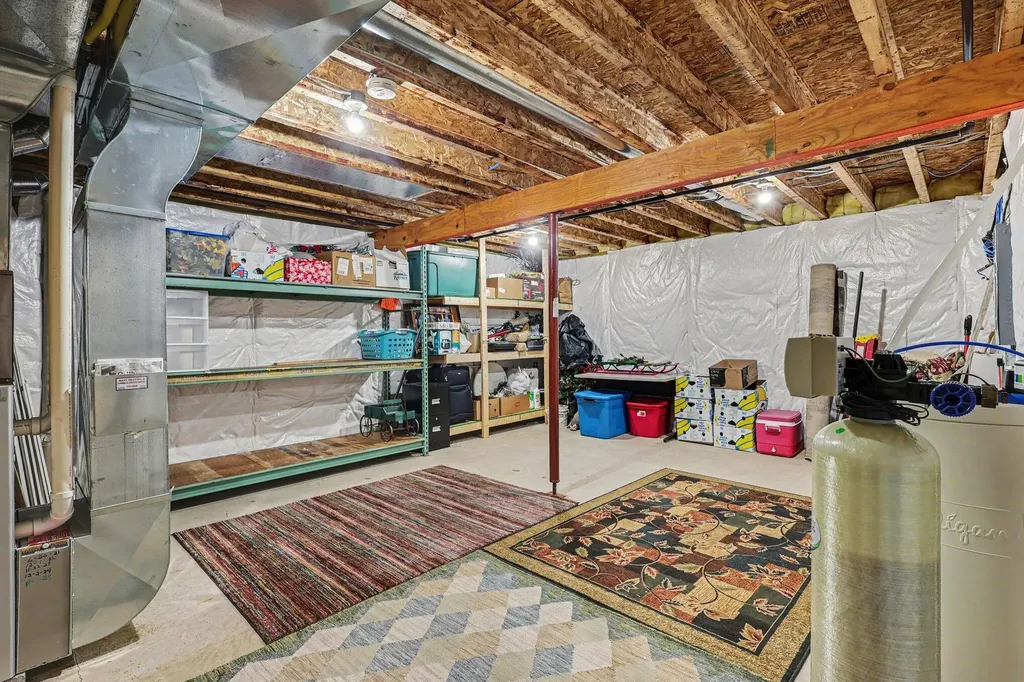 6011 Elmwood Lake Drive Hudsonville City MI 49426