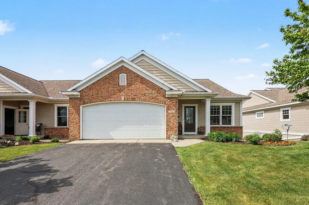 6011 Elmwood Lake Drive Hudsonville City MI 49426