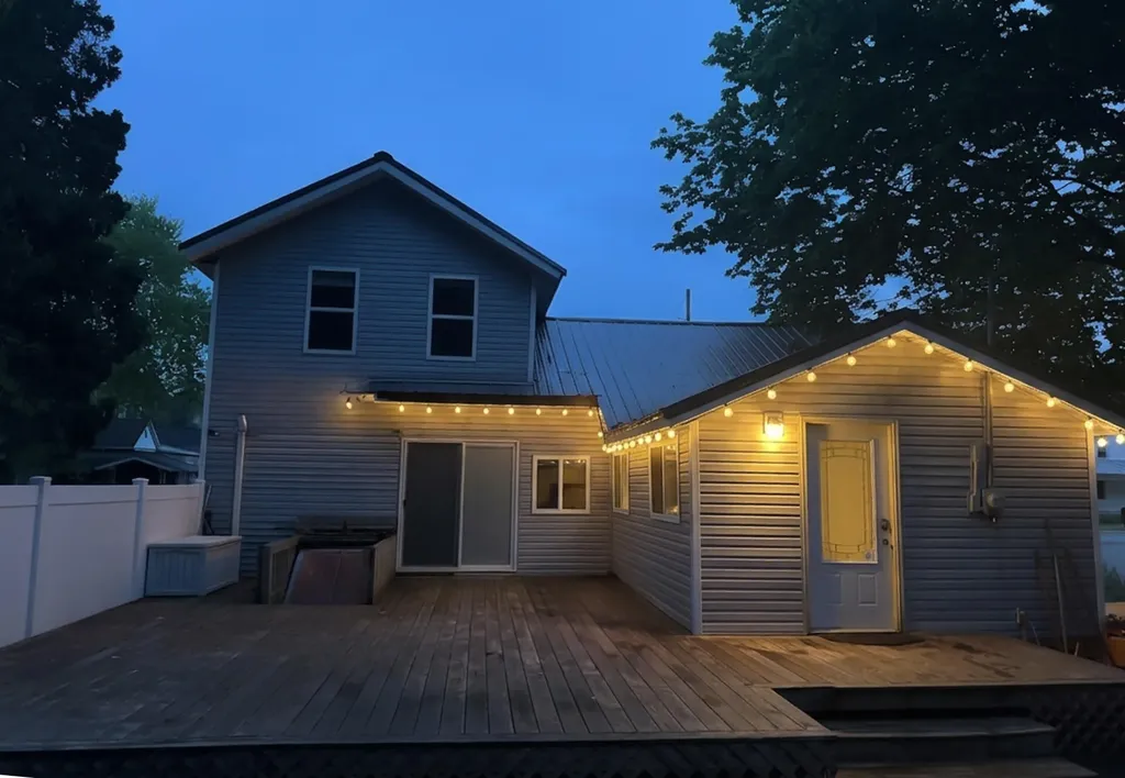 140 E South Avenue Unknown City MI 49421
