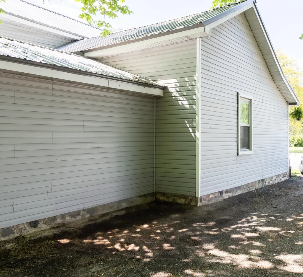 140 E South Avenue Unknown City MI 49421