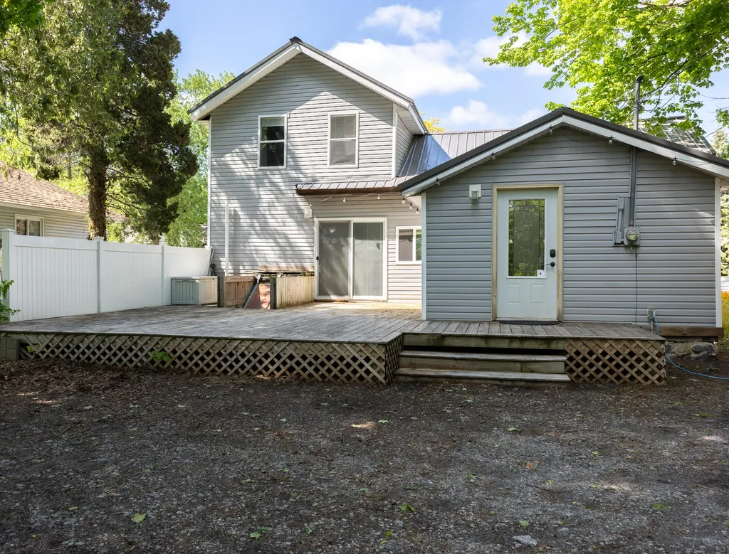 140 E South Avenue Unknown City MI 49421