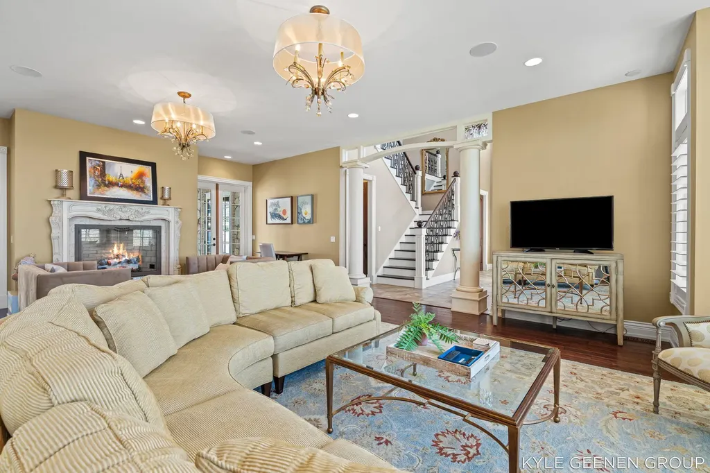 2817 Lakeshore Drive Saugatuck Township MI 49408