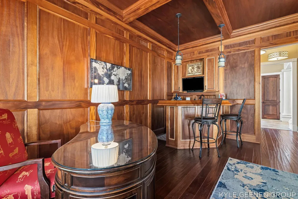 2817 Lakeshore Drive Saugatuck Township MI 49408