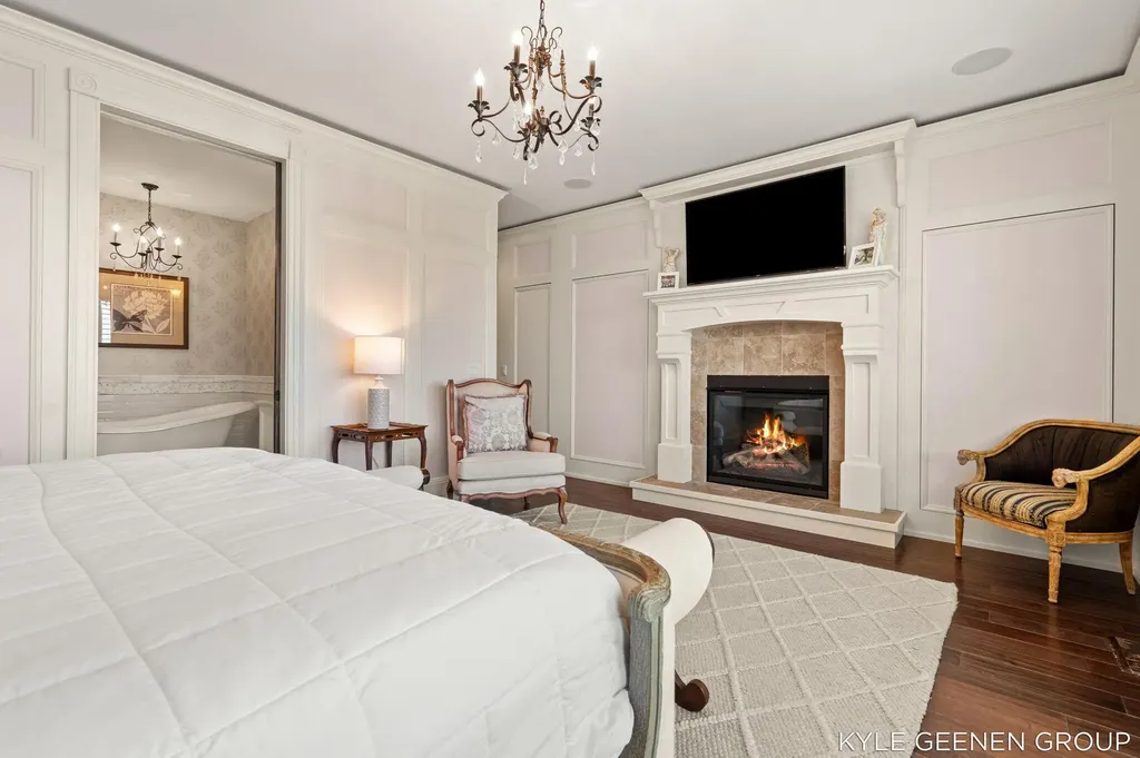 2817 Lakeshore Drive Saugatuck Township MI 49408