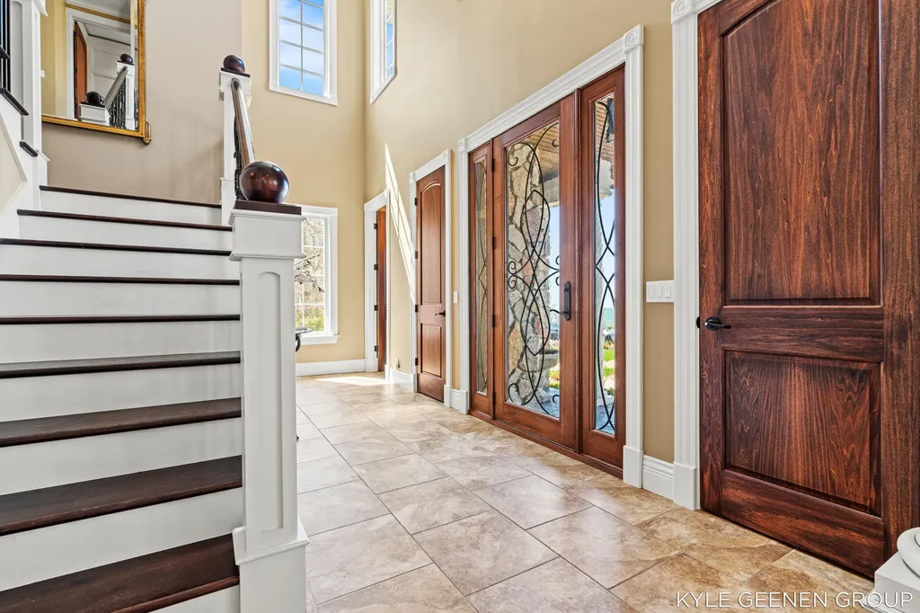 2817 Lakeshore Drive Saugatuck Township MI 49408
