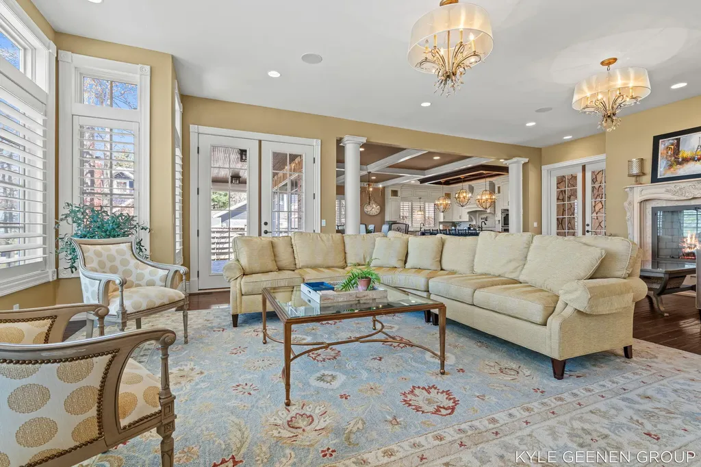 2817 Lakeshore Drive Saugatuck Township MI 49408