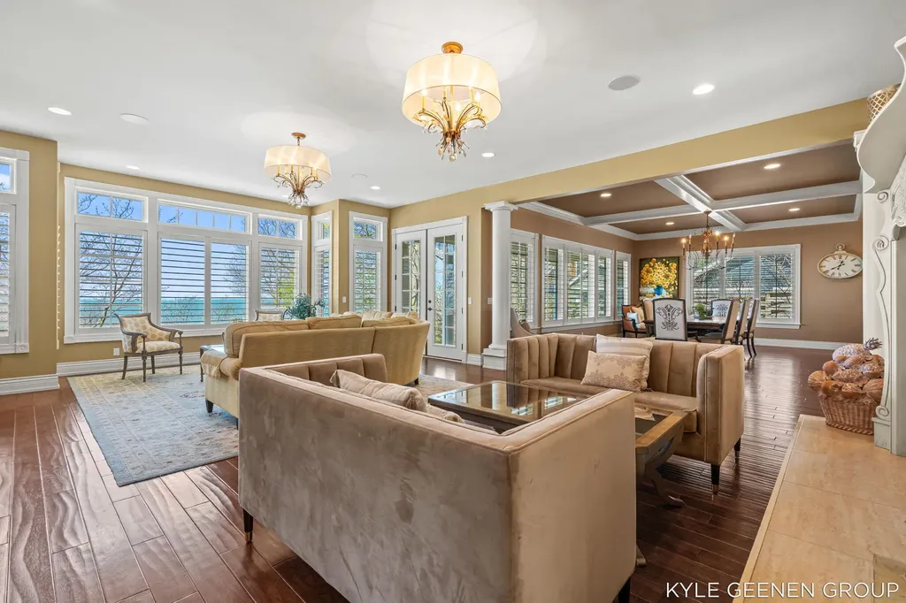 2817 Lakeshore Drive Saugatuck Township MI 49408