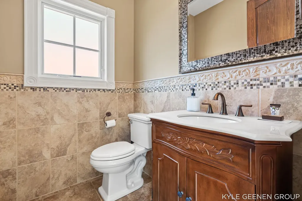 2817 Lakeshore Drive Saugatuck Township MI 49408