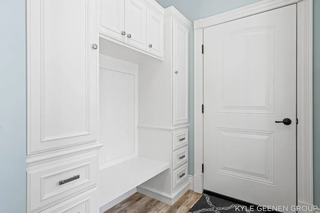 2817 Lakeshore Drive Saugatuck Township MI 49408
