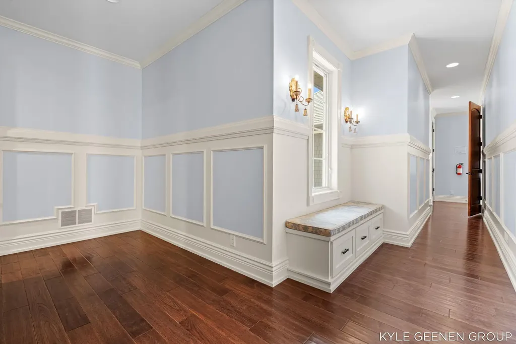 2817 Lakeshore Drive Saugatuck Township MI 49408