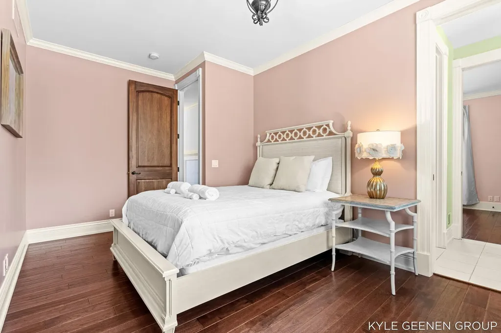 2817 Lakeshore Drive Saugatuck Township MI 49408