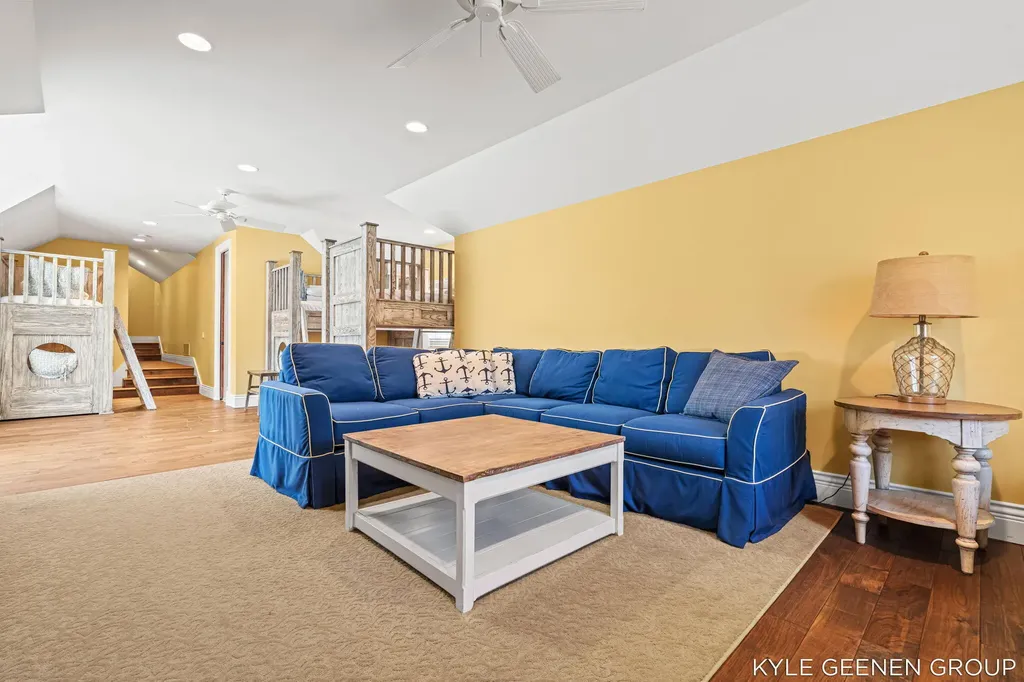 2817 Lakeshore Drive Saugatuck Township MI 49408