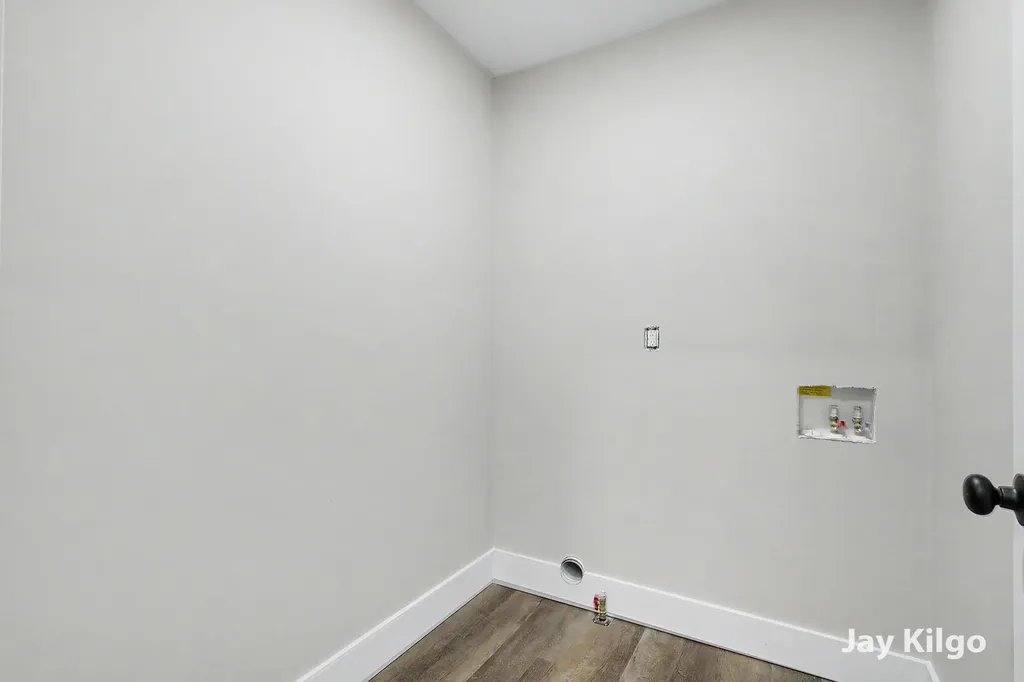 1284 James Avenue Muskegon Charter Township MI 49442