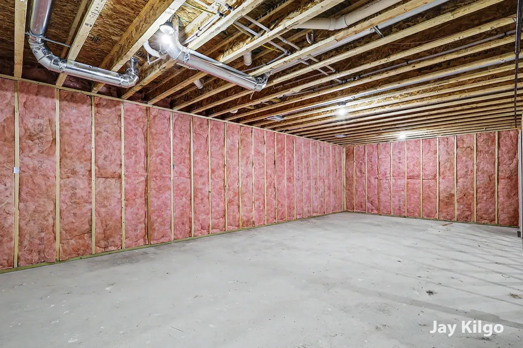 1284 James Avenue Muskegon Charter Township MI 49442
