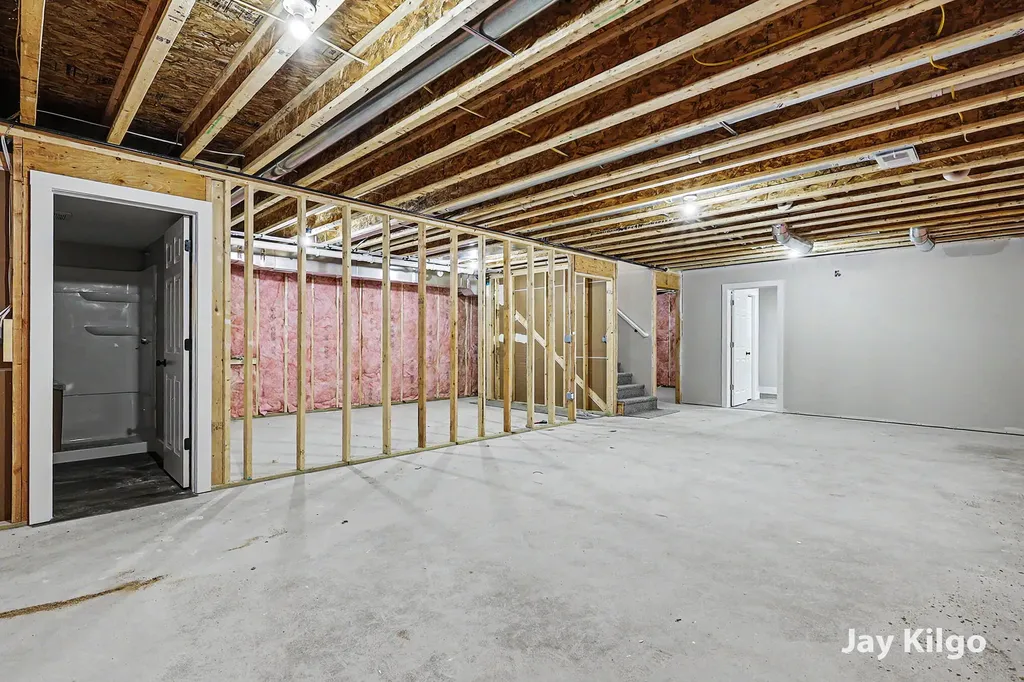 1284 James Avenue Muskegon Charter Township MI 49442